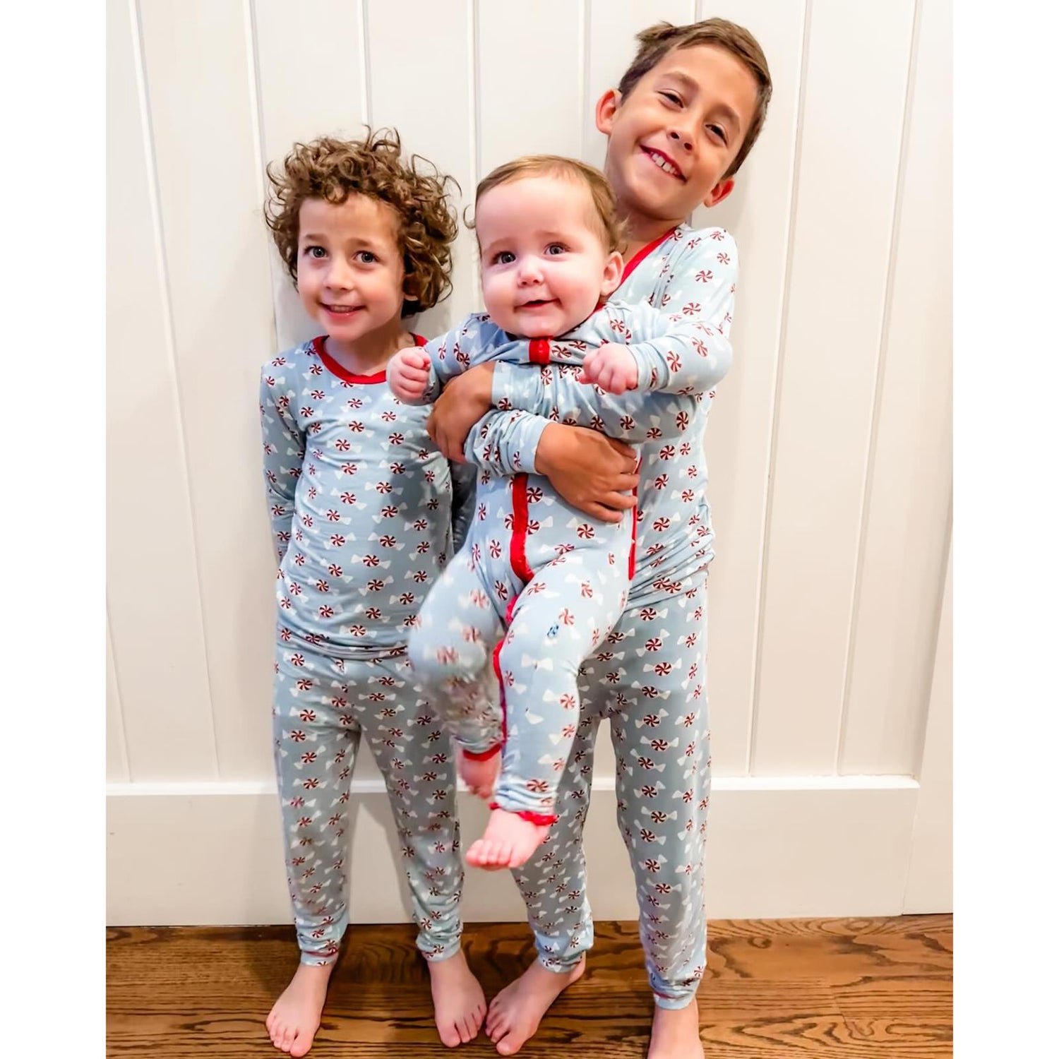 Print Long Sleeve Pajama Set in Stormy Sea Peppermints (358892)