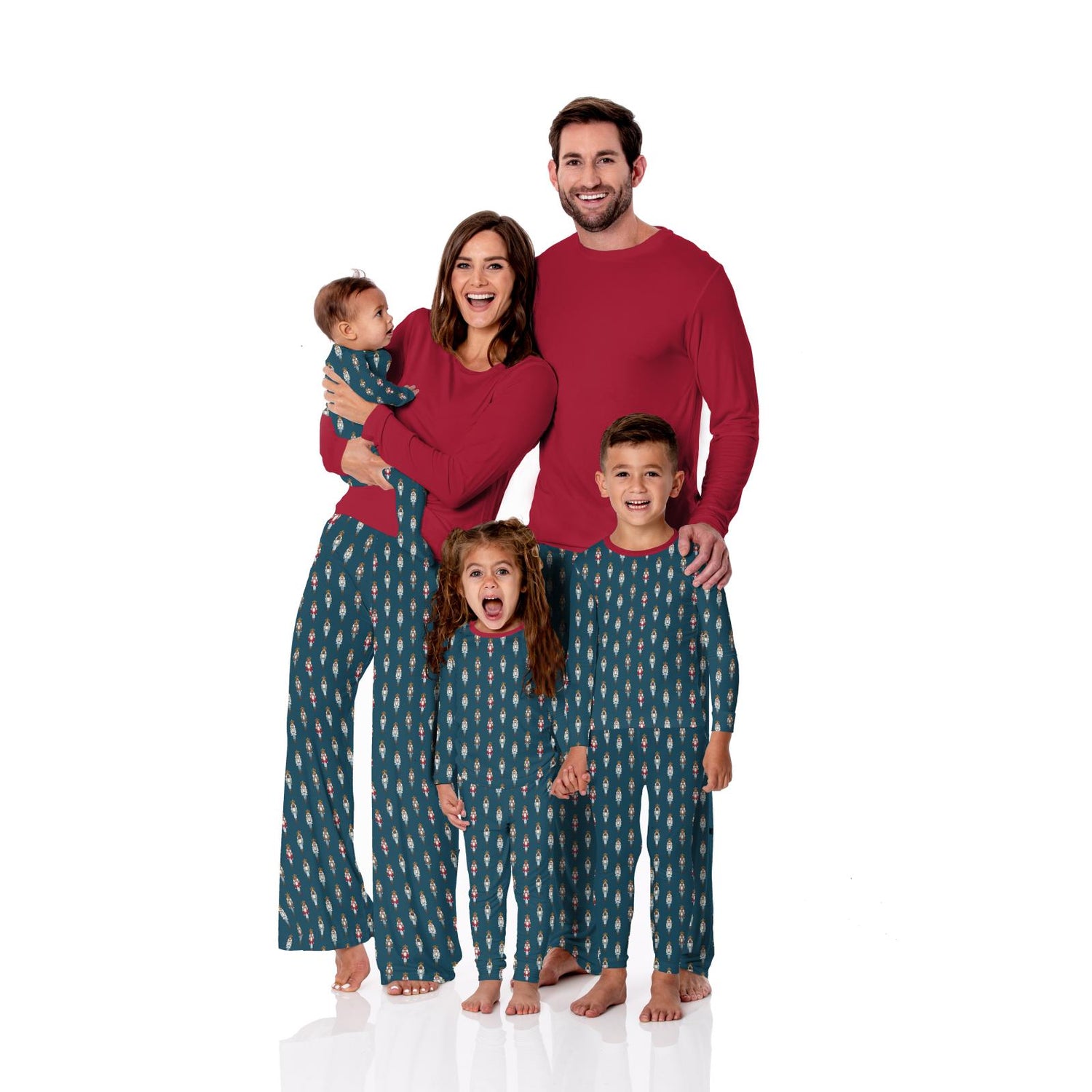 Print Long Sleeve Pajama Set in Peacock Nutcrackers