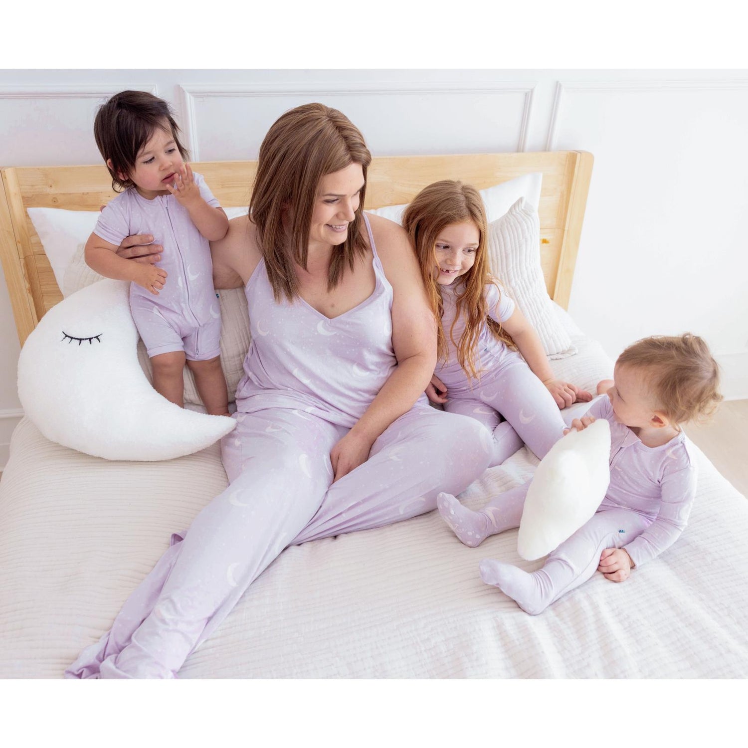 Print Short Sleeve Pajama Set in Thistle Starry Sky & Moon (360049)