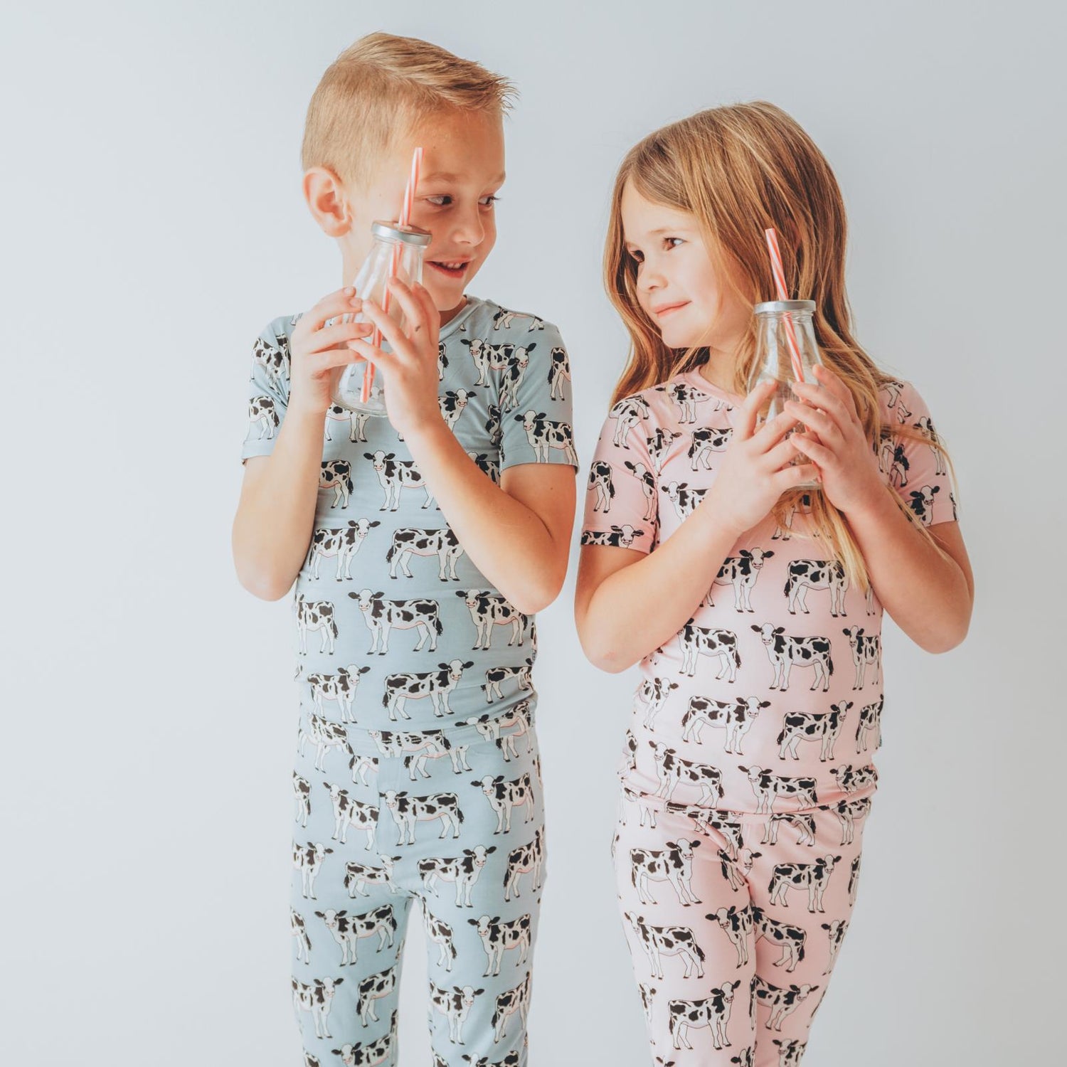 Print Short Sleeve Pajama Set in Jade Cows (313977)