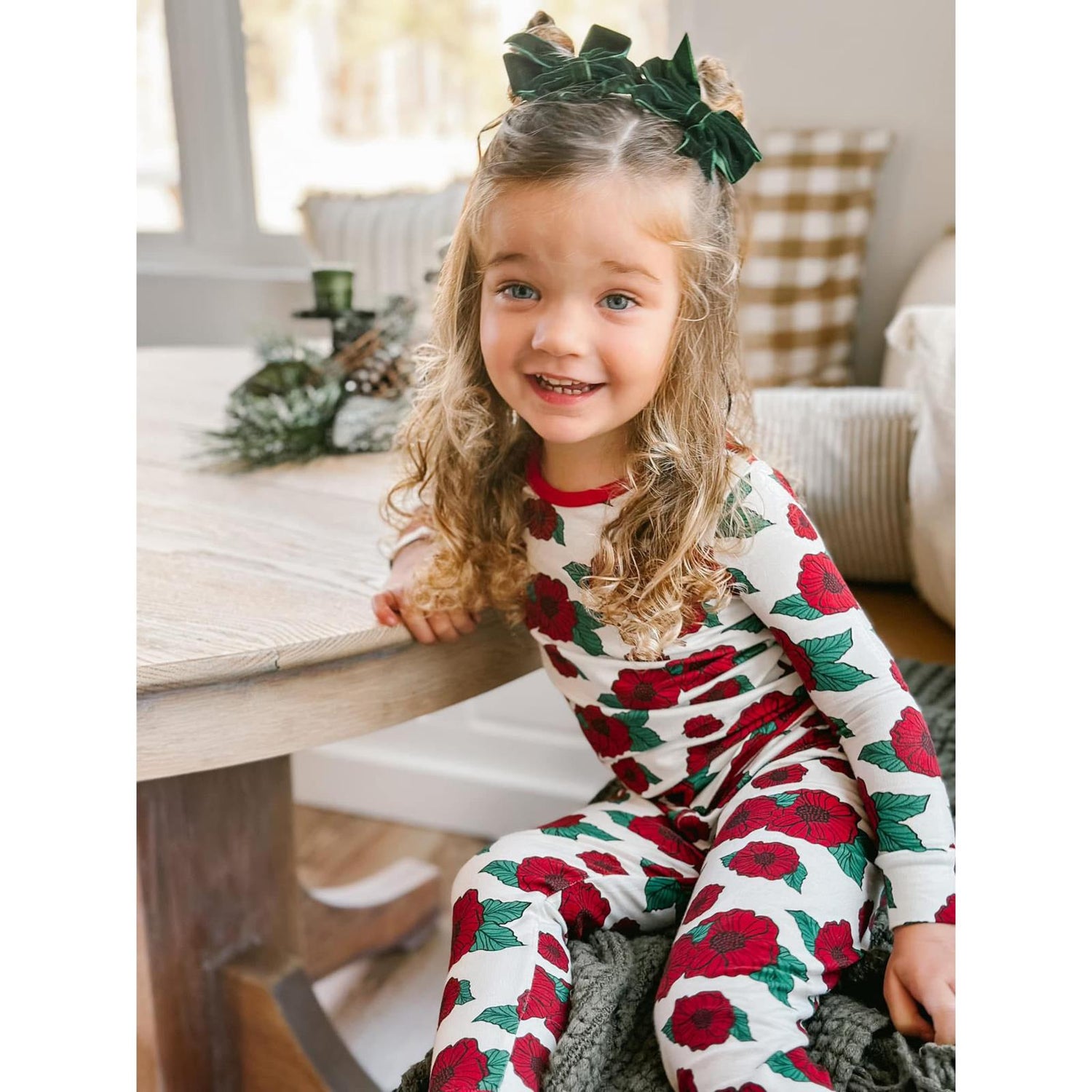 Print Long Sleeve Pajama Set in Holiday Poppies (358946)