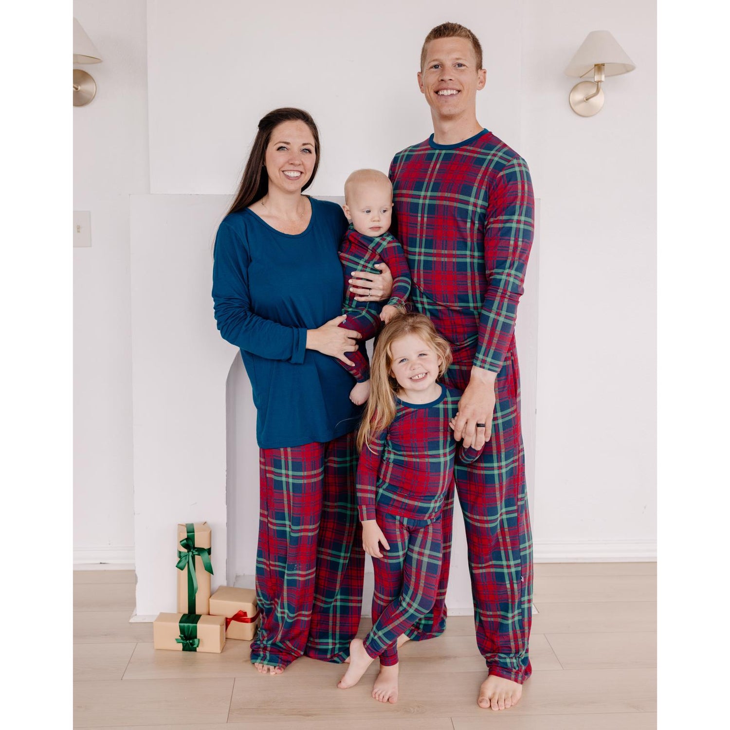 Print Long Sleeve Pajama Set in Peacock Plaid (341144)