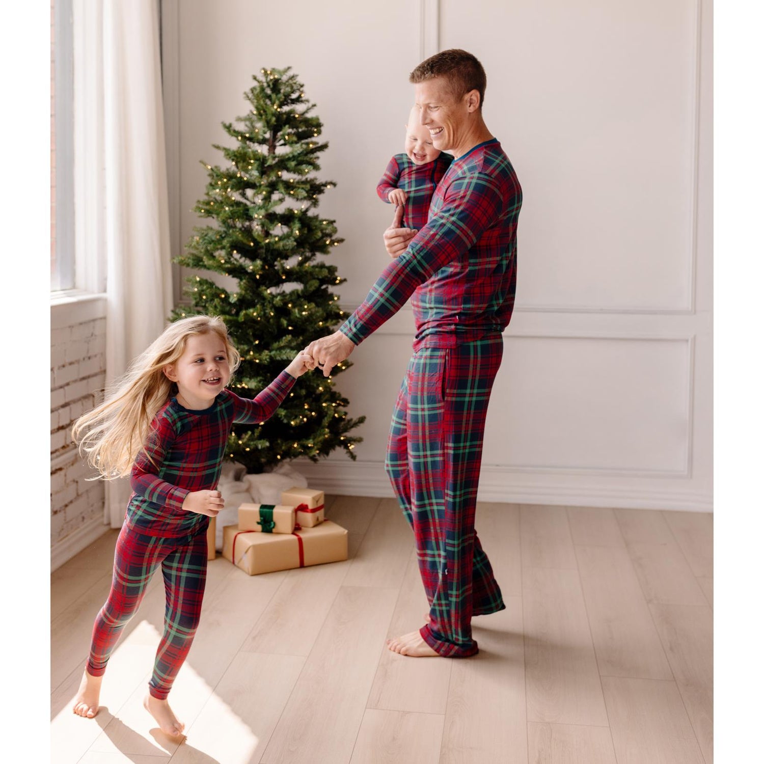 Print Long Sleeve Pajama Set in Peacock Plaid (341153)